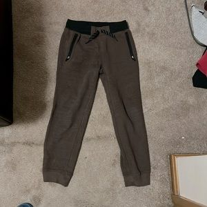 Old Navy brown sweatpants drawstring with pockets